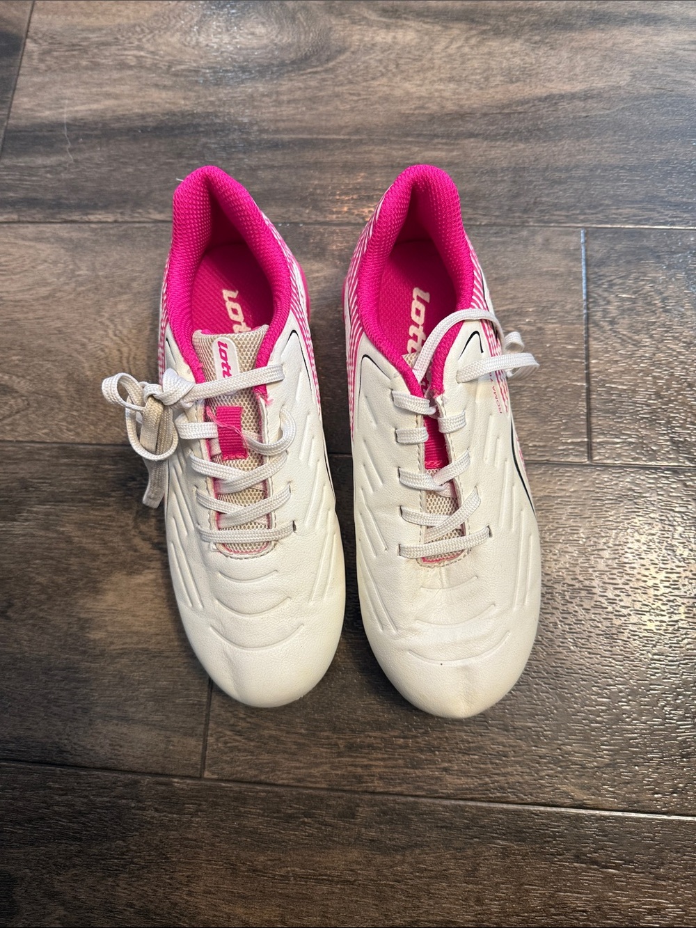 Lotto Women's White Athletic Sneakers with Pink Interior